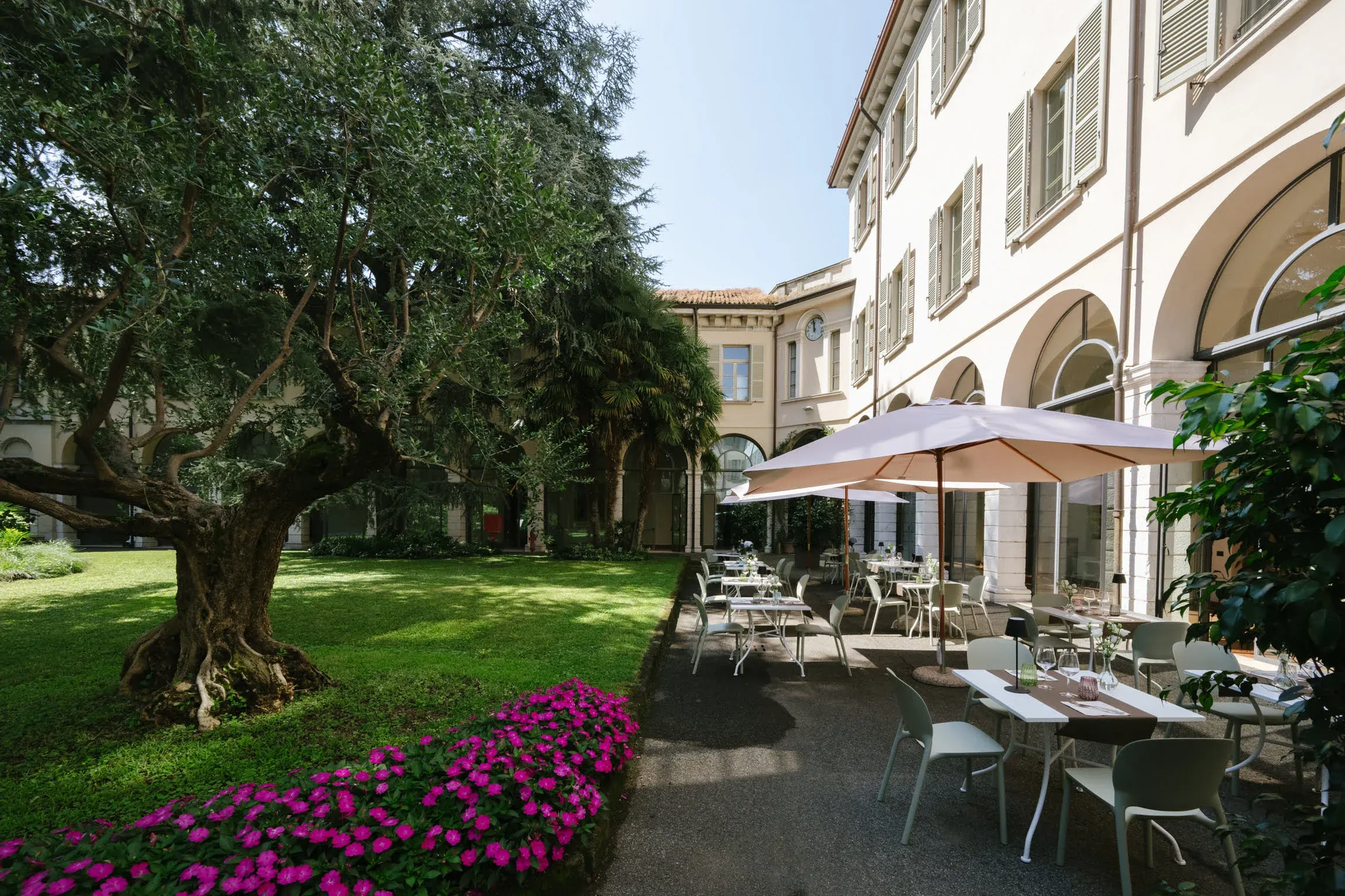 eventi-privati-a-brescia-bistrot-esterno-paolo-vi